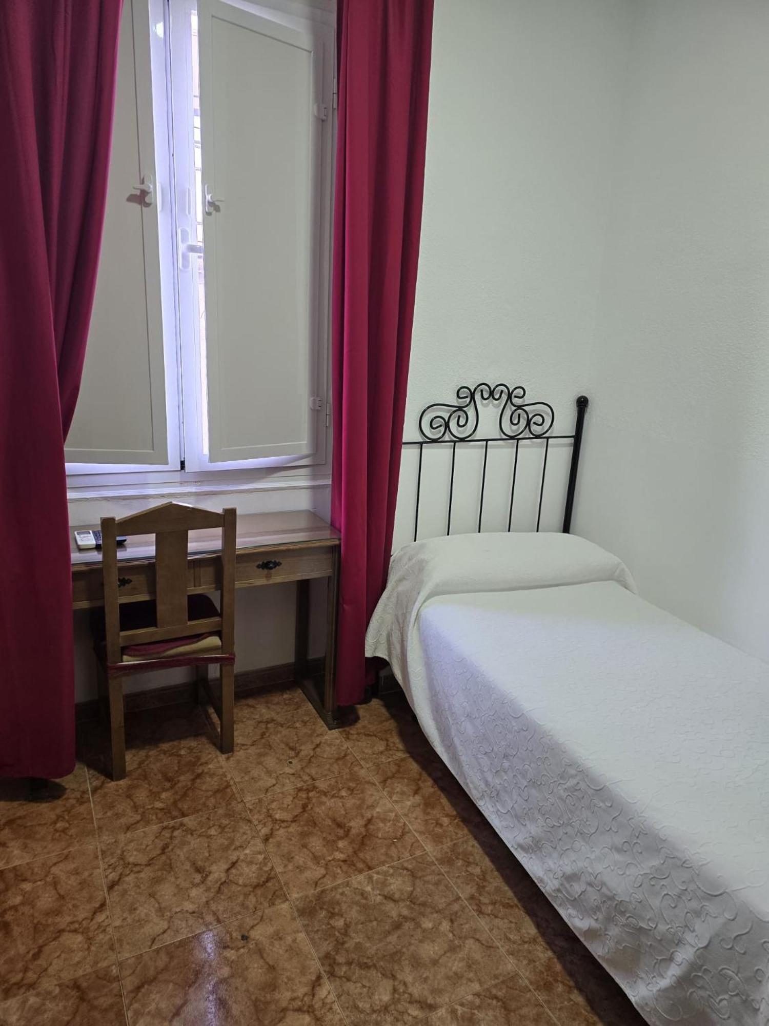 Rooms Los Montes Granada Ngoại thất bức ảnh