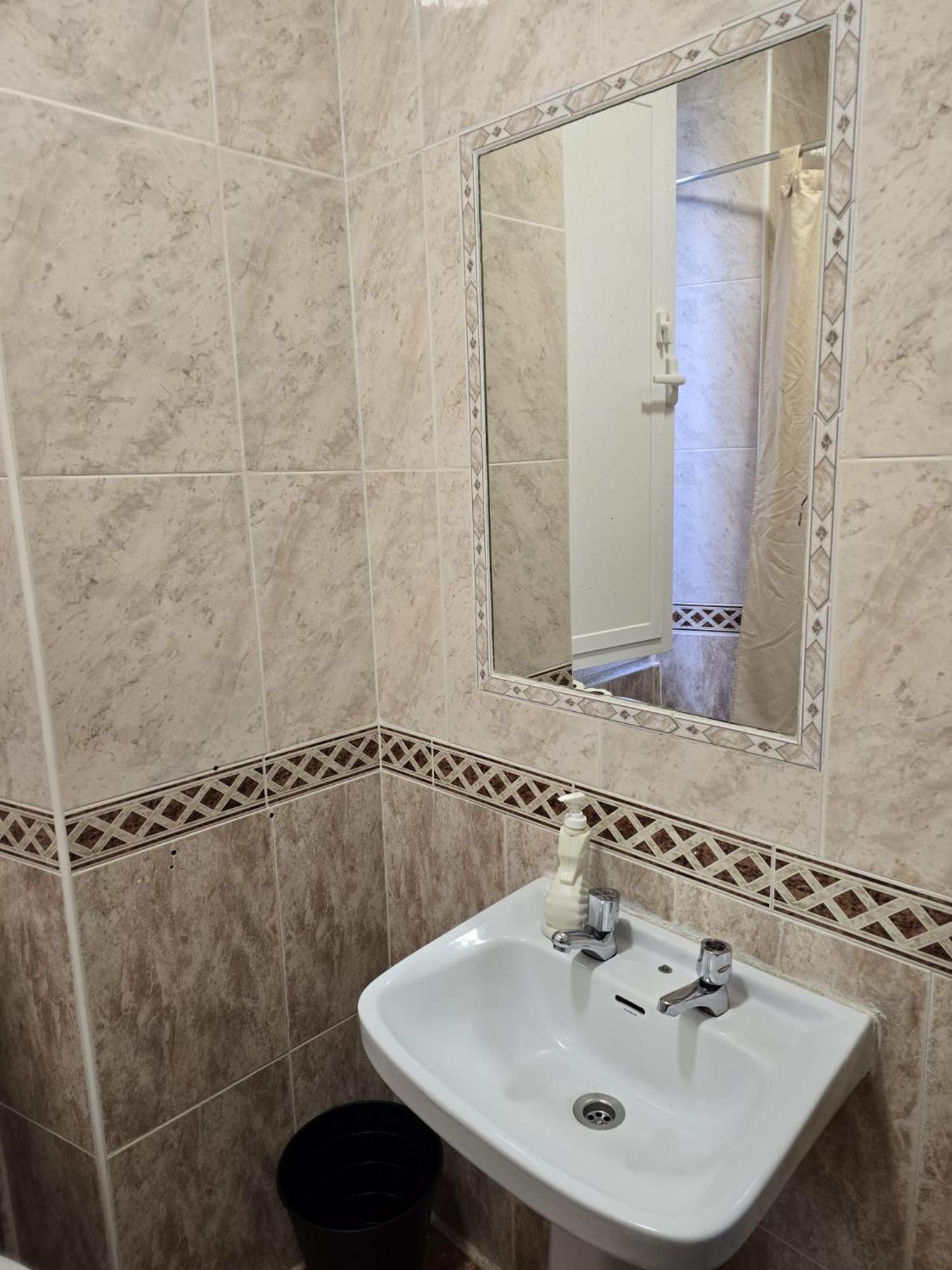 Rooms Los Montes Granada Ngoại thất bức ảnh